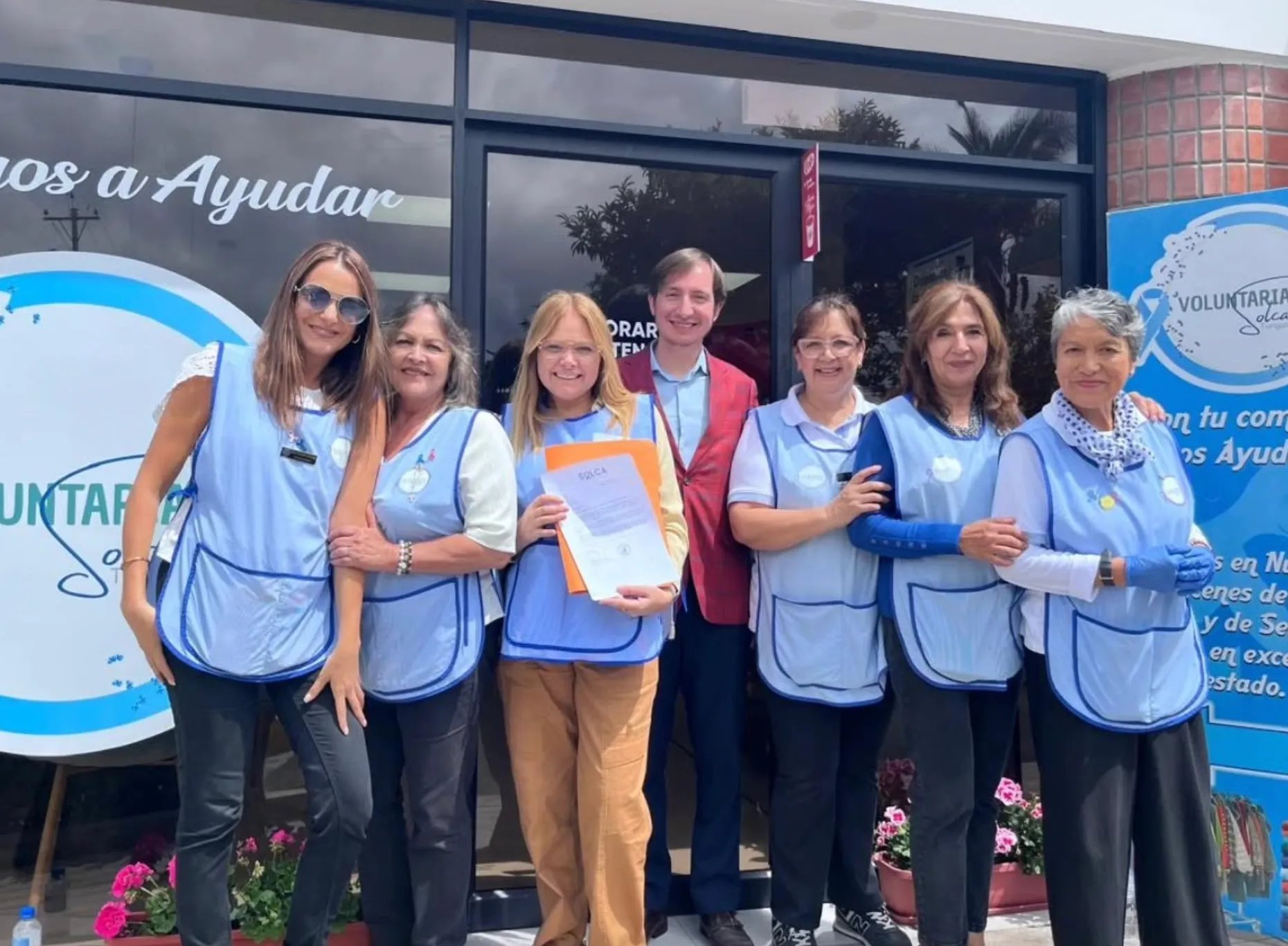 Voluntariado SOLCA — Ayudanos a Ayudar · Servicio comunitario